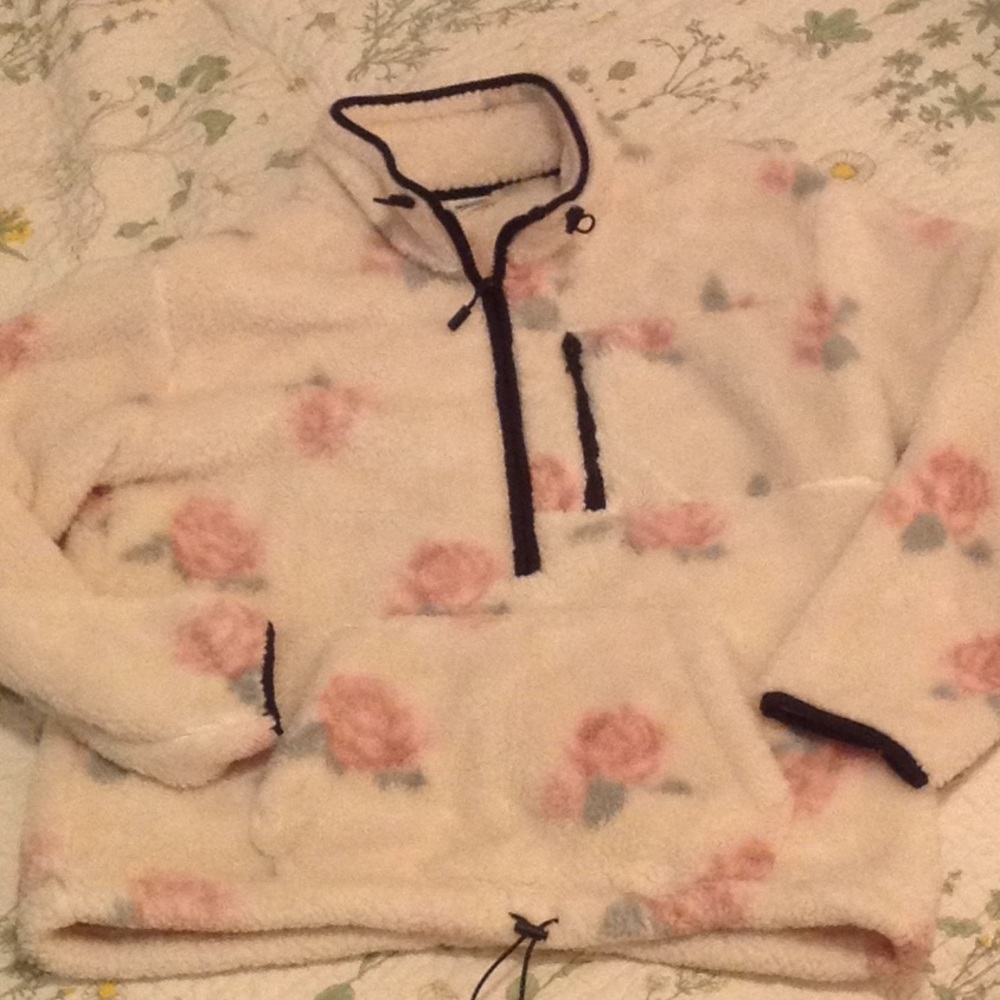VS Pink floral Sherpa half zip- Large